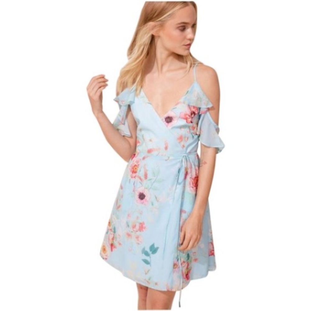 Yumi Kim Lover’s Leap Wrap Dress in Size M💙